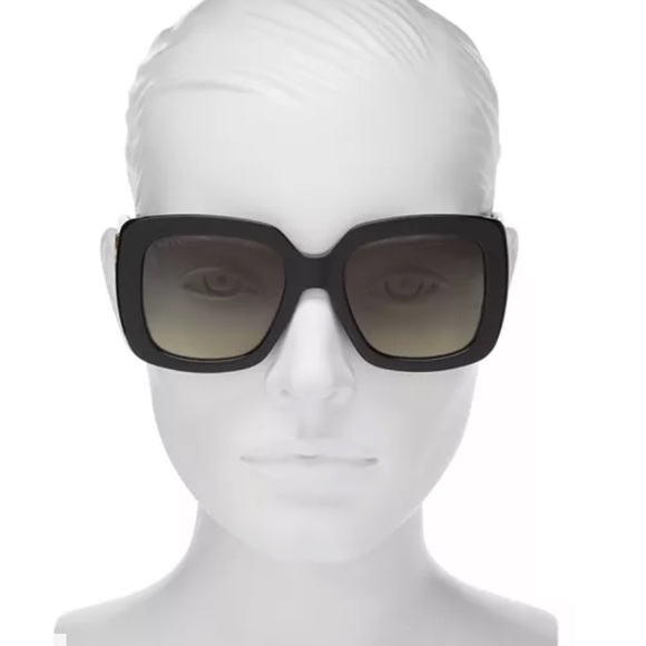 Gucci Oversized Black Sunglasses - Picture 7 of 7